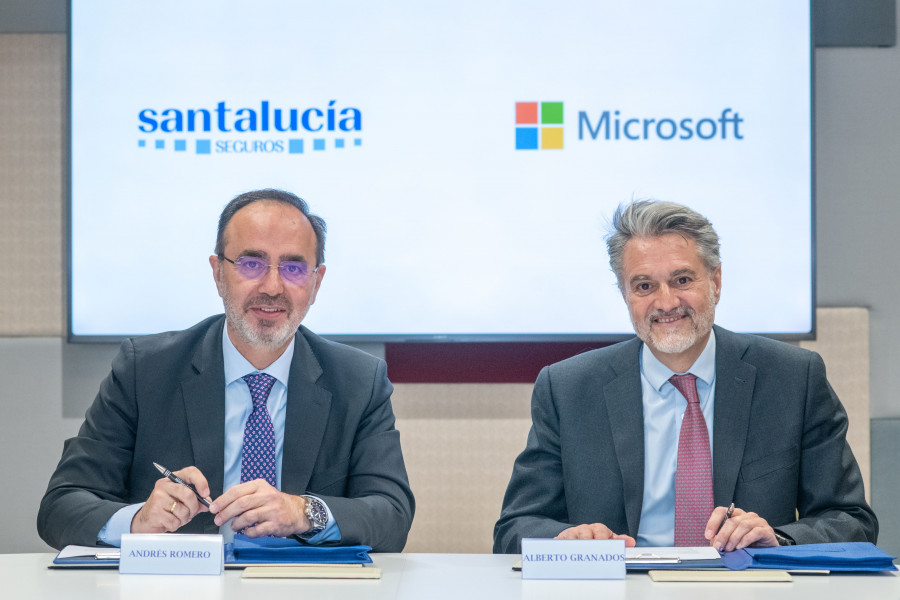 Firma Santalucía y Microsoft