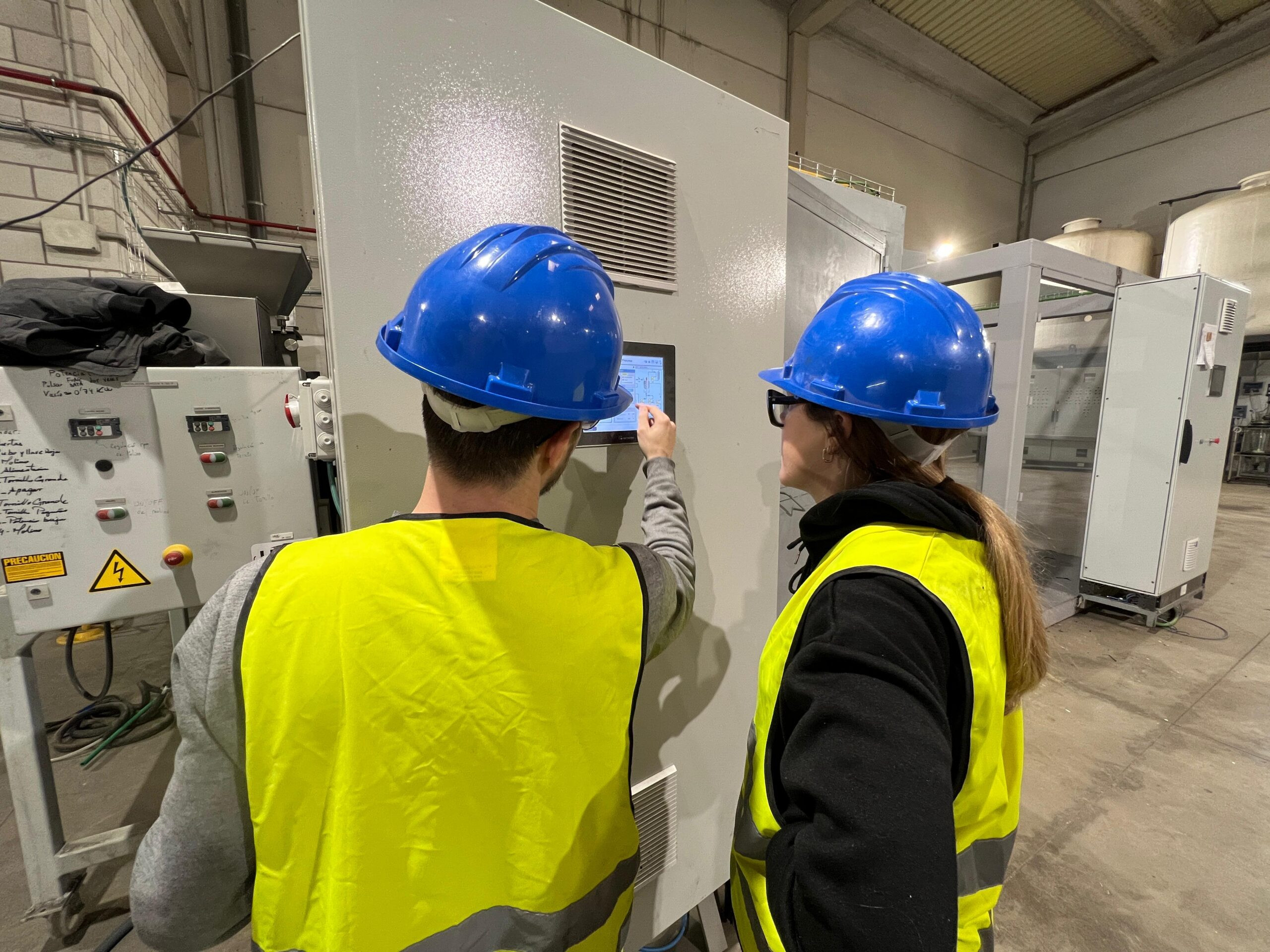 Azcatec quiere convertir Andalucía en un polo de innovación industrial mediante proyectos con inversión extranjera