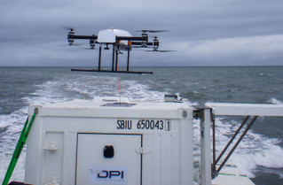 V389 dsc04525 tethered drone 35540
