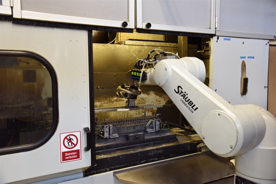 Robots staubli seis ejes disen o 26757
