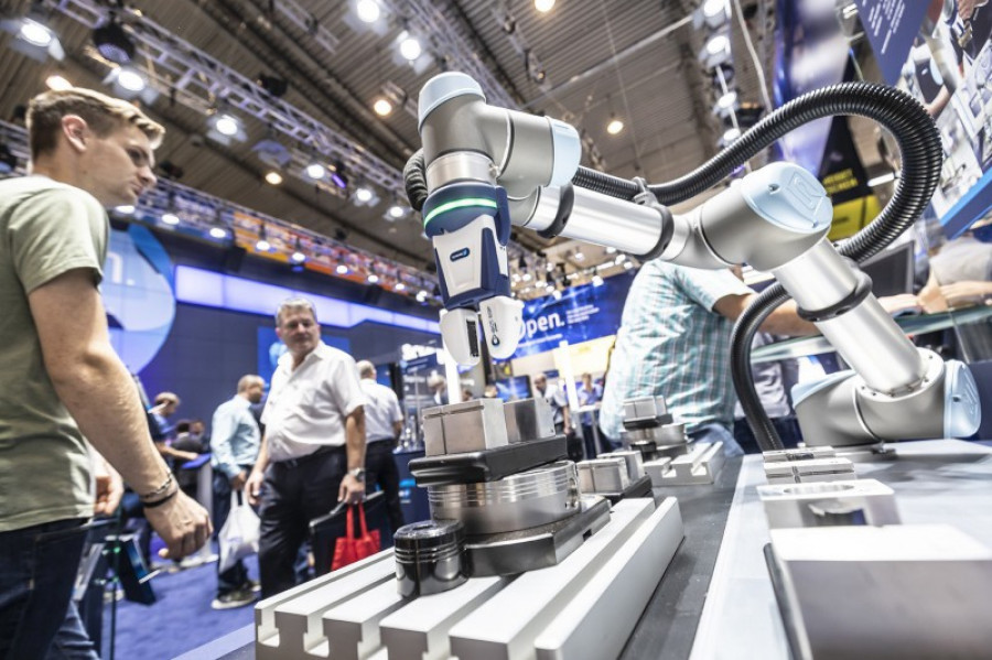 Amb 2020 robots maquina herramienta 26654