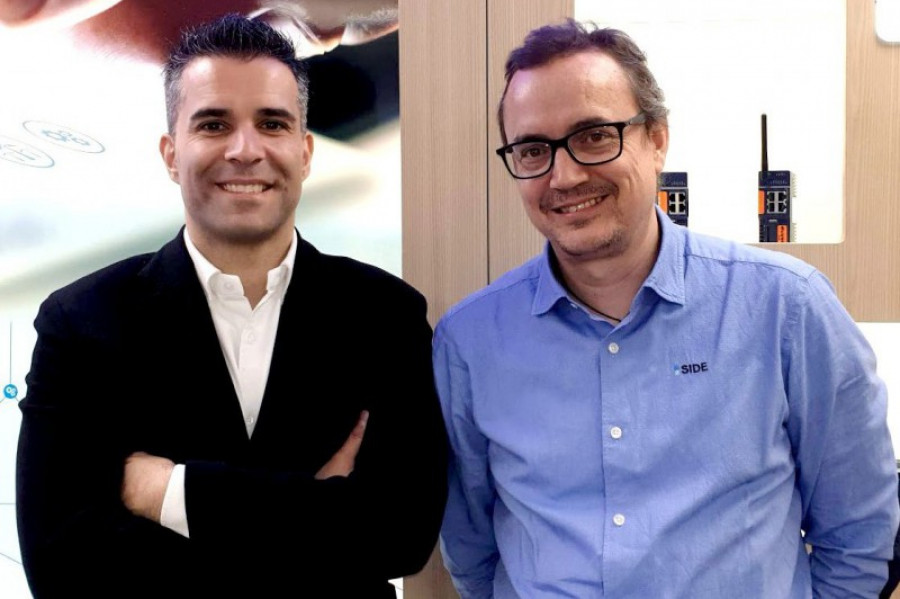 Alex bonada director comercial cesar ricon product manager side 24930