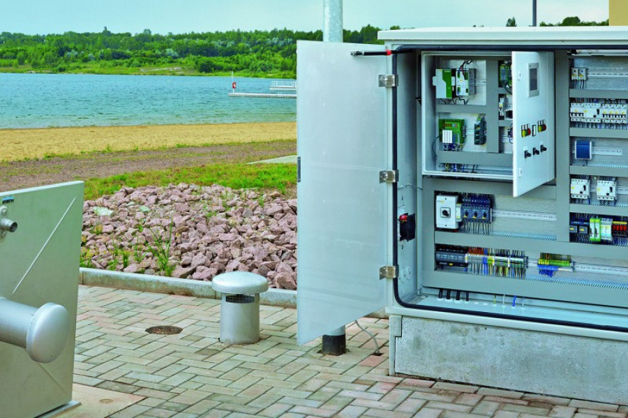 Automatizacion bombas inteligente pumpcontrol phoenix contact 24433