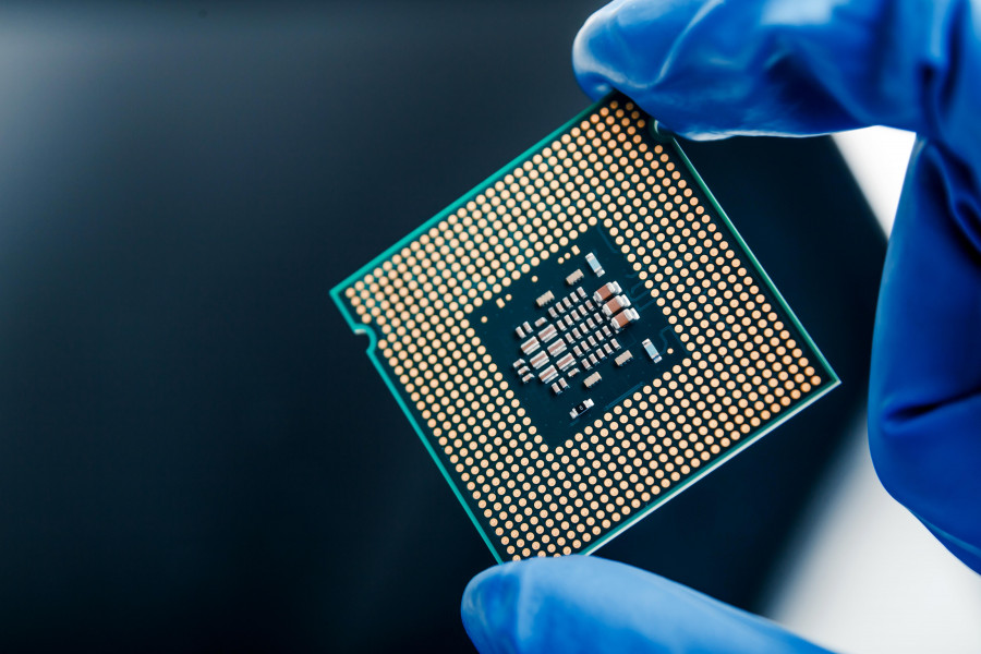 Semiconductor