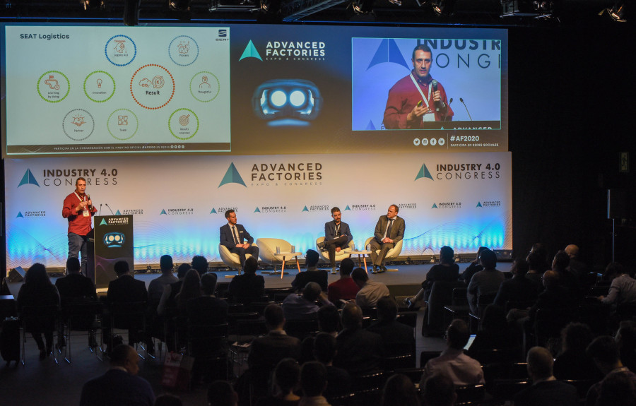Reskilling y upskilling los dos conceptos para capacitar a los profesionales en tecnologías de la industria 4.0