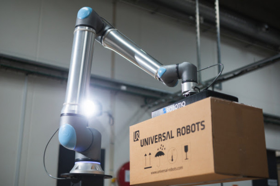 Universal robots
