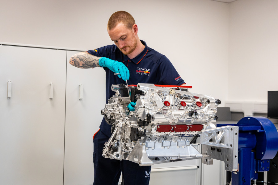 Siemens Red Bull Ford Powertrains 02