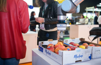 La industria de la alimentación y bebidas apuesta por la IA y la robótica para optimizar la producción y garantizar la seguridad alimentaria