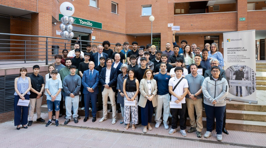 Microsoft NP. Microsoft y Fundación Tomillo crean el primer Data Center Academy