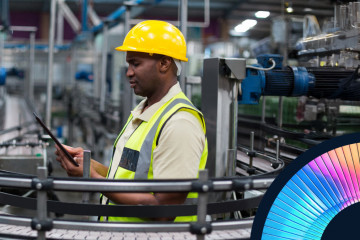 Cisco  nueva plataforma Edge unificada para cargas de trabajo de IA con agentes distribuidos