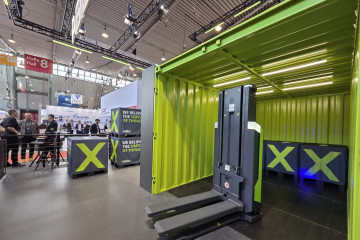 Agilox Truck Loading